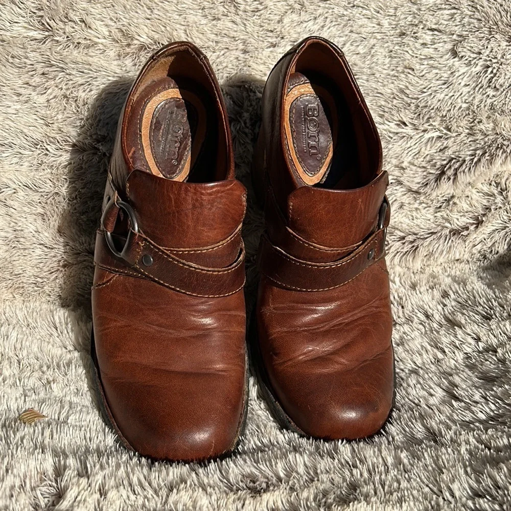 Born Ankle Boots Leather straps, chunky block heel and buckle, size 7 - Picture 4 of 9